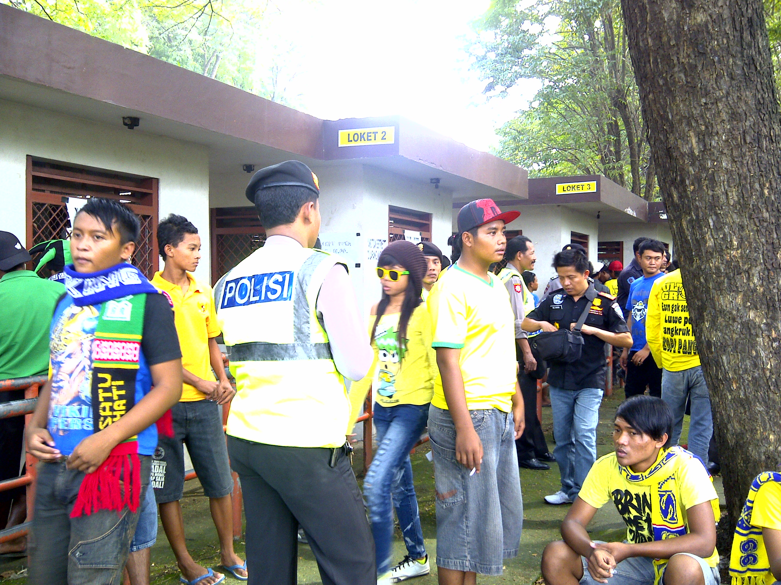 SKOR PERSIB Bandung Vs PERSEgRES Stadion Petrokimia Gresik